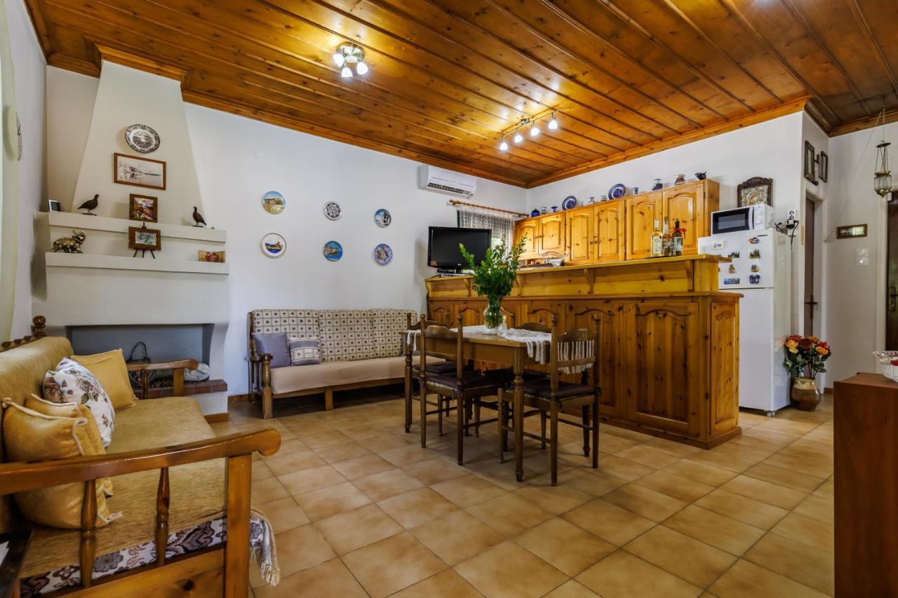Skopelos country house Diamantis&Chrisi Agnontas Exterior foto